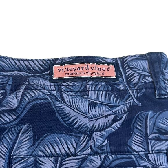 Vineyard Vines Breaker Shorts Mens 30x7 Palm Tree Leaves Breaker Board Chinos - Picture 8 of 11